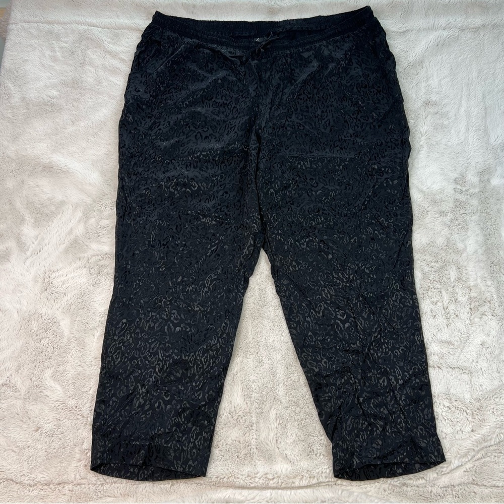 Lane Bryant Black Leopard Print Pants Size 22/24 Lounge Satin Drawstring Pockets
